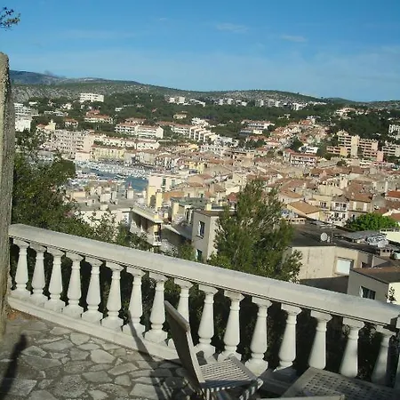 Montvert * Cassis